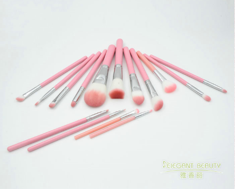 91看片APP下载能用美妝蛋清洗液洗嗎？